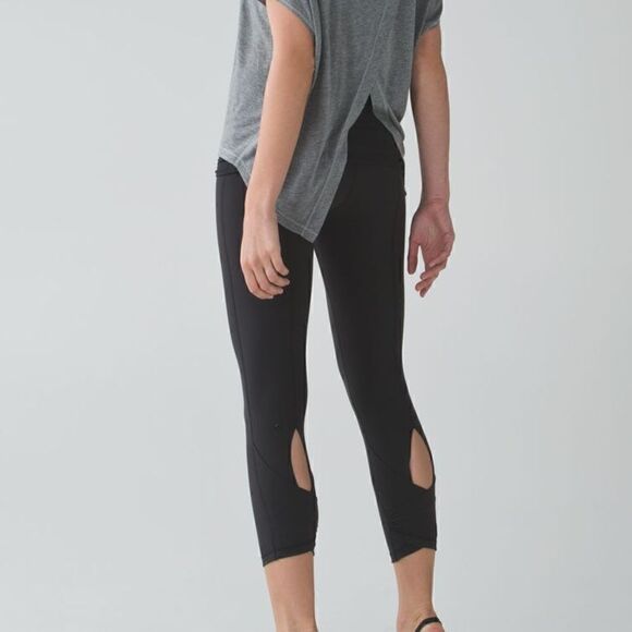 Womens Lululemon Wunder Under Pant Roll Down - Picture 2 of 5